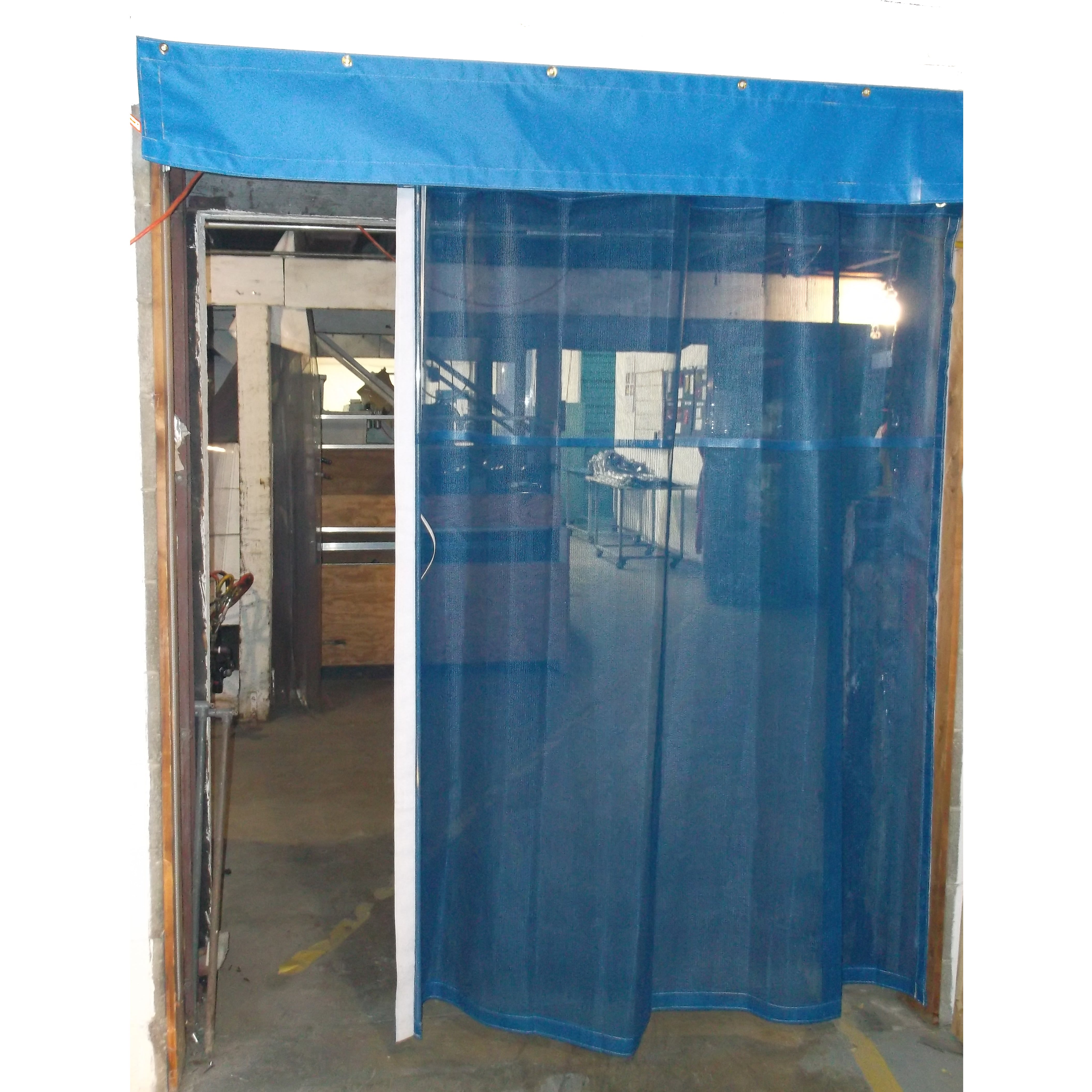 Warehouse Dock Door Bay Screens in Mesh to keep Best and Contaminants Out 